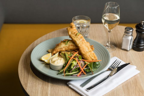 Rydges Pit Lane - Accommodation Bookings 8