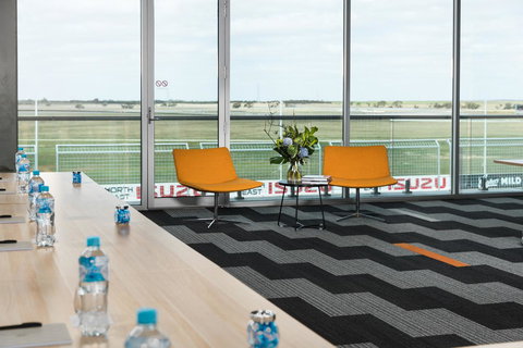 Rydges Pit Lane - Accommodation Bookings 4