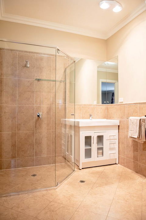 Whyalla Playford Apartments - Accommodation Bookings 4