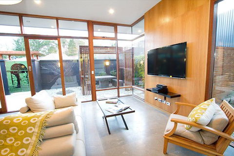 Sticky Rice Villas - Accommodation Bookings 24
