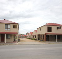 Port Vincent Motel  Apartments