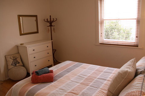 Grace Cottage - Accommodation Bookings 12