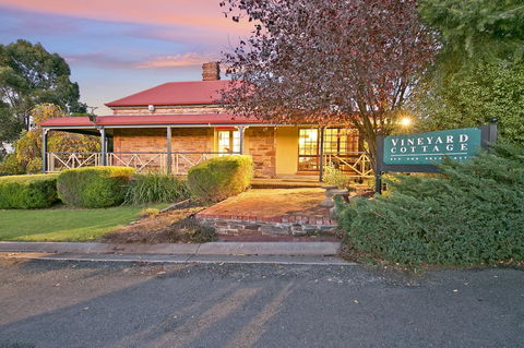 Vineyard Cottage BnB - Accommodation Bookings 8