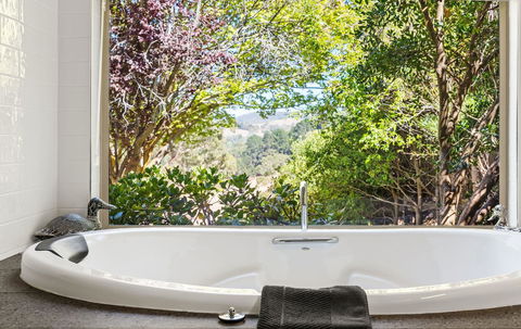 Adelaide Hills Retreats - Accommodation Bookings 11