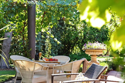 Adelaide Hills Retreats - Accommodation Bookings 10