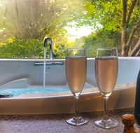 Adelaide Hills Retreats - Accommodation Bookings