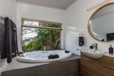 Adelaide Hills Retreats - Accommodation Bookings 44