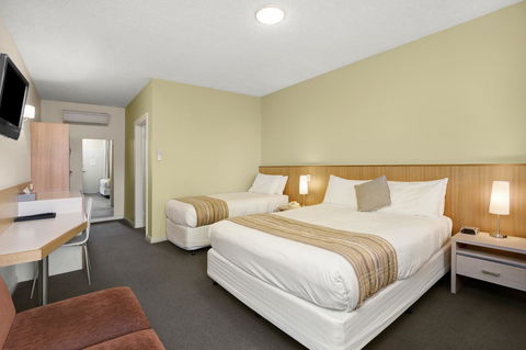 Adelaide Road Motor Lodge - Accommodation Bookings 15