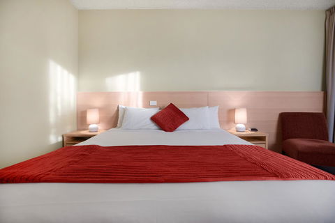 Adelaide Road Motor Lodge - Accommodation Bookings 9