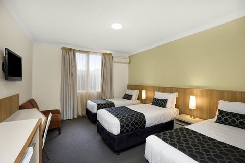 Adelaide Road Motor Lodge - Accommodation Bookings 12