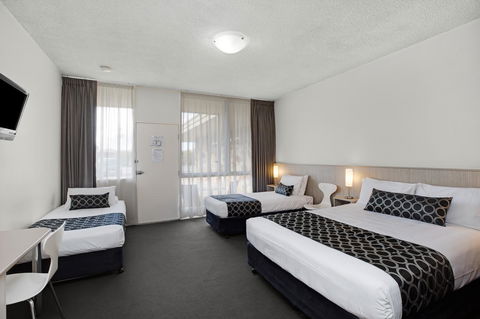 Adelaide Road Motor Lodge - Accommodation Bookings 22