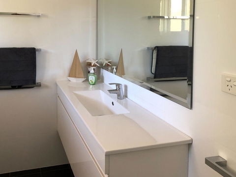 Beachview - Accommodation Bookings 22