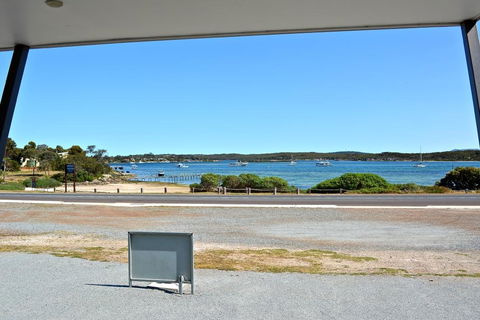 Beachview - Accommodation Bookings 34