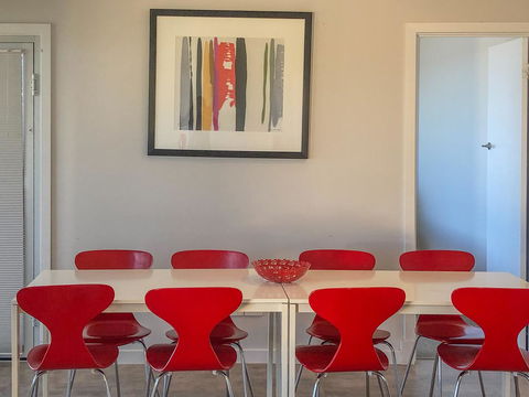 Beachview - Accommodation Bookings 8
