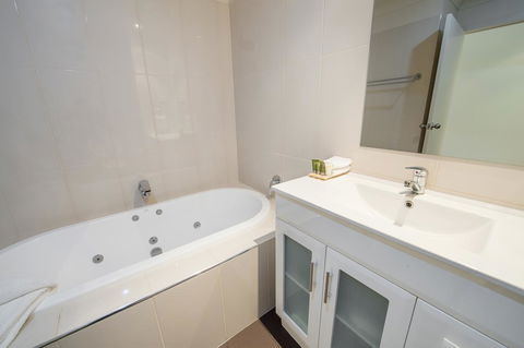 Clare Country Club - Accommodation Bookings 23