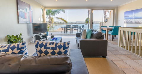 The Bluff Resort Apartments - Accommodation Bookings 25