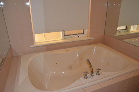The Bluff Resort Apartments - Accommodation Bookings 37