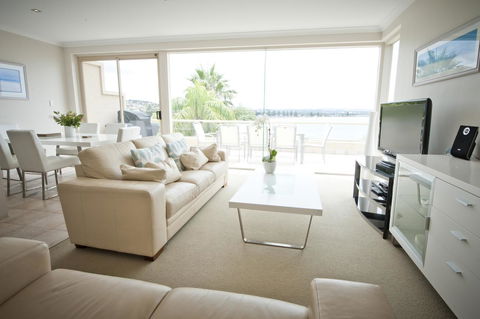 The Bluff Resort Apartments - Accommodation Bookings 14
