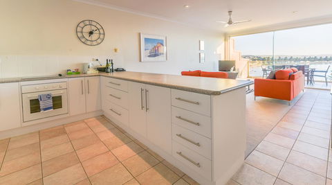 The Bluff Resort Apartments - Accommodation Bookings 17