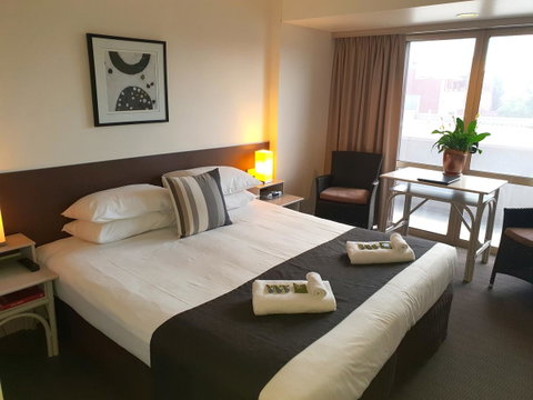 Nightcap At Hotel Victor - Accommodation Bookings 7