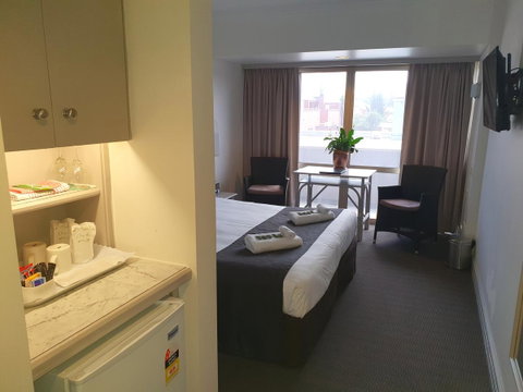 Nightcap At Hotel Victor - Accommodation Bookings 6