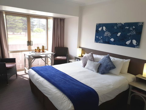 Nightcap At Hotel Victor - Accommodation Bookings 13