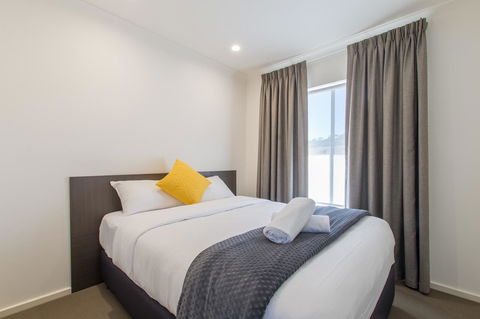 Mick O\'Sheas - Accommodation Bookings 17