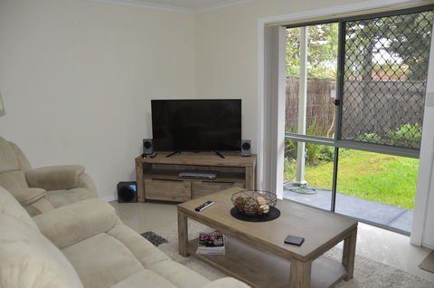 Townhouse On The Marina - Accommodation Bookings 18
