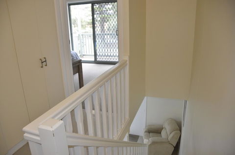 Townhouse On The Marina - Accommodation Bookings 17