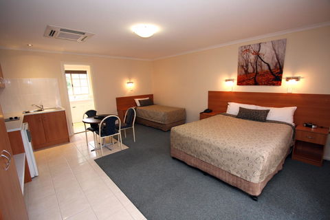 Clare Central - Accommodation Bookings 18
