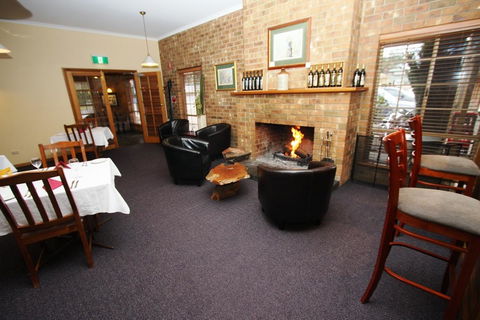 Clare Central - Accommodation Bookings 25