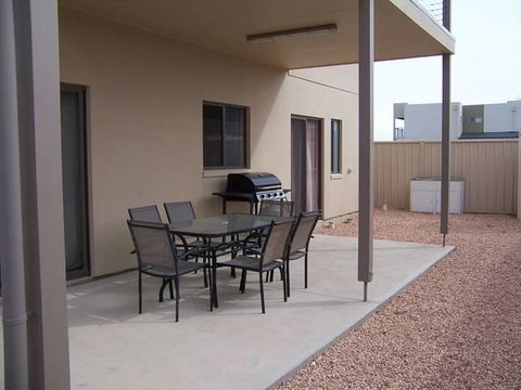 Relax On Par - Accommodation Bookings 10