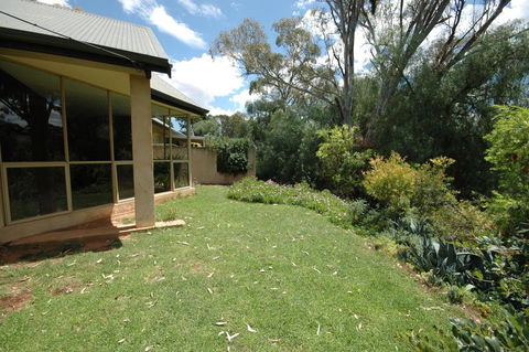 Burra Motor Inn - Accommodation Bookings 23