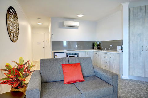 Limani Motel - Accommodation Bookings 14