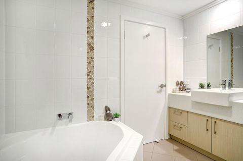 Limani Motel - Accommodation Bookings 9