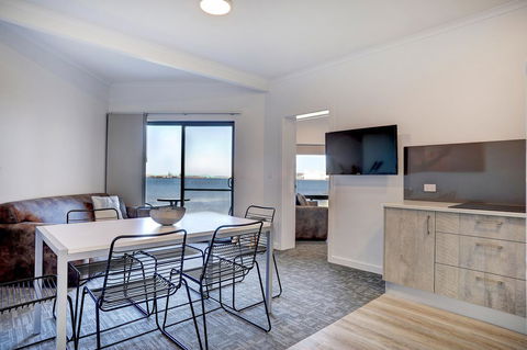 Limani Motel - Accommodation Bookings 2