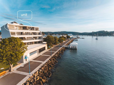 Penthouse On The Promenade - Accommodation Bookings 1