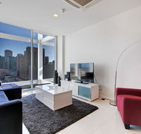 Light and spacious stunning views of Adelaide - Accommodation Bookings