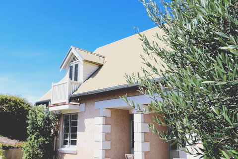 Caledonian Inn - Accommodation Bookings 13