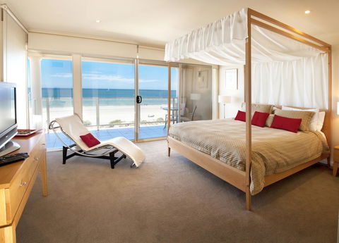 Adelaide Luxury Beach House - Accommodation Bookings 4