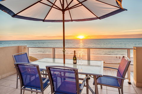 Adelaide Luxury Beach House - Accommodation Bookings 9