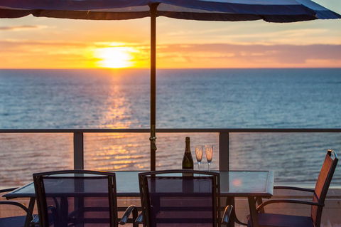 Adelaide Luxury Beach House - Accommodation Bookings 7