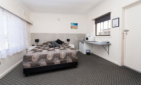 Blue Lake Motel - Accommodation Bookings 4