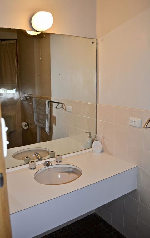 Dolphinview - Accommodation Bookings 8