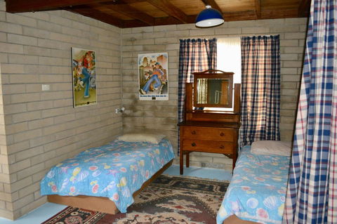 Dolphinview - Accommodation Bookings 9