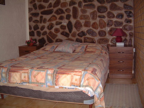 Radeka Downunder Underground Motel - Accommodation Bookings 8