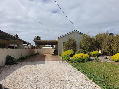 Super Central Location - Accommodation Bookings 4