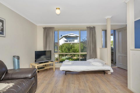 The Lighthouse - Port Willunga - C21 SouthCoast Holidays - Accommodation Bookings 9