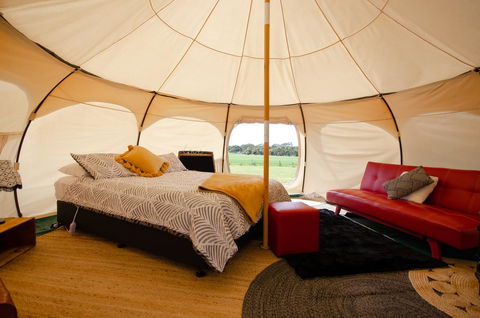 Bukirk Glamping & Fancy Coops - Accommodation Bookings 2