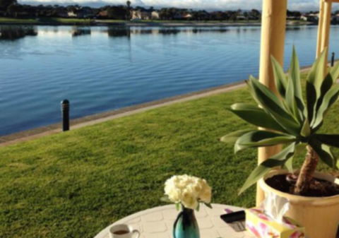 Lakeside - Accommodation Bookings 11